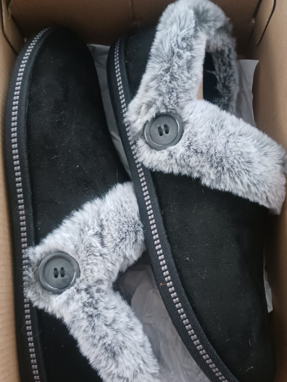 NIB Sketchers Slippers